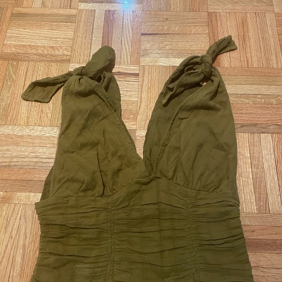 Free People Eva Smocked Tie Top Pintuck Olive Green - Picture 3 of 5